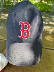 Gorra/Gorra de los Medias Rojas de Boston MLB mercancía genuina de TEI OSFA gancho ajustable, usada en excelente estado - Imagen 1 de 9