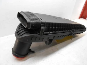 2012-2015 Mercedes-Benz Air Intake Cleaner Filter Box A2760901301 DB0013 - Bild 1 von 8