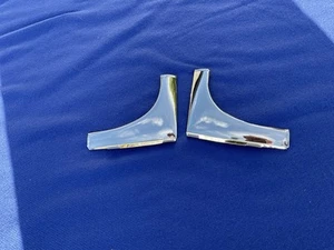  1949 1950 1952 rear window, lower corners moldings trim show - Picture 1 of 2