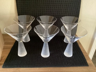 Juego de 6 vasos de martini esmerilados Artland Prescott soplados a mano con vástago de panal Foto 1 de 2