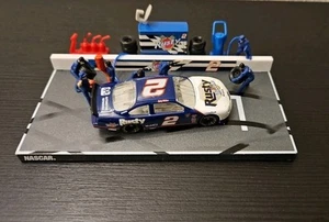 🔥 1998 Hasbro pit crew Rusty Wallace #2 PPG 1/64 Nascar Vtg 🔥 - Picture 1 of 3