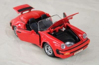 B10 / Modellino Auto Porsche Speedster 911 IN Color Rosso - Scala 1:24 - Circa - Immagine 1 di 4