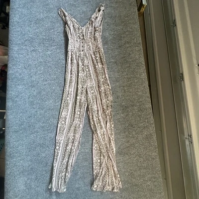 SO Women's Floral Wide Leg Jumpsuit Size S 100% Rayon Sleeveless Boho Summer Foto 1 de 4