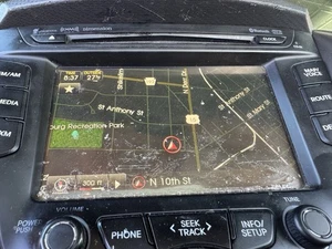 12-15 Hyundai Veloster CD Player Bluetooth Navigation Radio Receiver 96560-2V700 - Picture 1 of 12