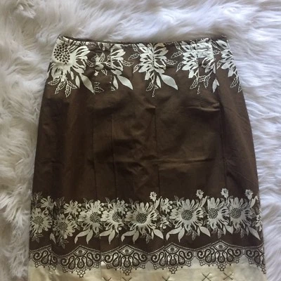 Ann Taylor LOFT Womens Sz 10P Cotton Floral Skirt Brown Pleated Side Zip NWT - Image 1 of 4