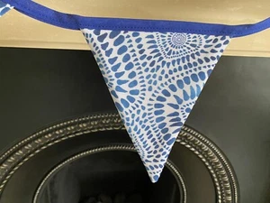 BLUE AZTEC DESIGN BUNTING 12CM X 15CM 6 FLAGS.A ROW 180CM LONG. - Picture 1 of 3