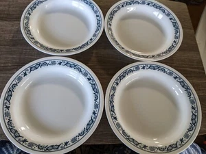LOTE DE 4 TAZONES DE SOPA CORELLE OLD TOWN AZUL CON BORDE PLANO NUEVOS ENVÍO GRATUITO A EE. UU. - Imagen 1 de 5
