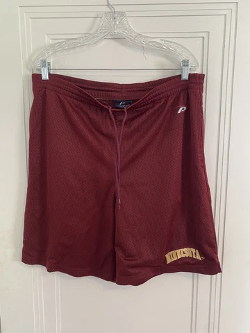 Retro University of Minnesota Gophers Basketball Shorts Size Medium Cover
