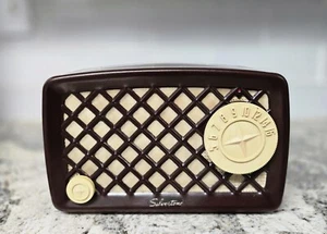 Vintage Silvertone Metal Case Tube Radio ▪︎ Model 2001 ~ 1952 ▪︎ Works Well - Picture 1 of 10