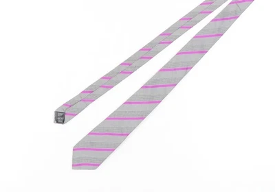 Corbata de seda ajustada a rayas grises de Marks and Spencer para hombre Foto 1 de 4