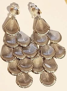 1 Paar Ohrringe Ohrhänger Clips silberf  Muscheln Anklipsen ohne Ohrlöcher 9,7cm - Bild 1 von 4