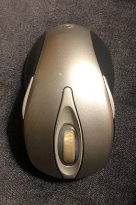 Microsoft Wireless Laser Mouse 5000 Model 1058 - Image 1 of 3