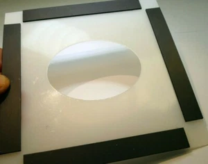 Lindahl Vignette White Mask 5X5" square 2.5" Large Oval with magnetic frame - Picture 1 of 6