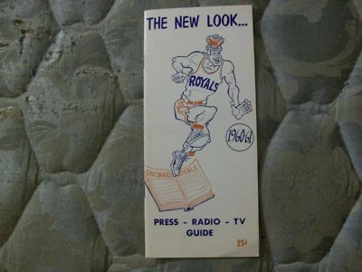 1960-61 Cincinnati Royals baloncesto guía de medios anuario Oscar Robertson (R) anuncio Foto 1 de 4