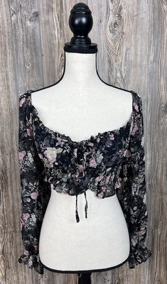 Blusa corta Altar'd State floral manga larga pequeña romántica boho cottagecore Foto 1 de 4