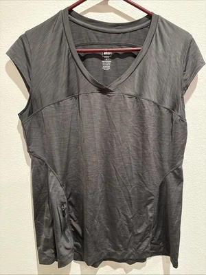 Camisa para mujer REI manga corta gris cremallera bolsillo cuello en V Foto 1 de 4