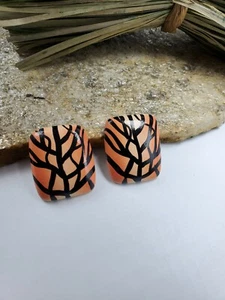 Vtg Estate Earrings Clip-on Tiger Animal Print Earrings Statement 70's Earrings - Picture 1 of 5