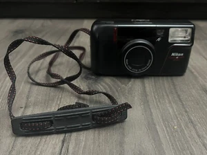 Nikon Zoom Touch 400 Film Camera 35-70mm Macro Lens - Untested Looks Nice - Picture 1 of 10