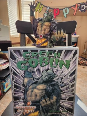 Diamond Select Toys Marvel Green Goblin Ultimate Bust 2002/10000 nuevo en caja Foto 1 de 4