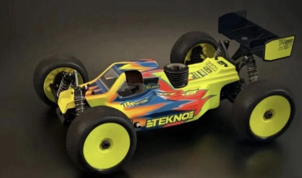 Радиоуправляемый автомобиль Tekno 2.2 NB - Изображение 1 из 4