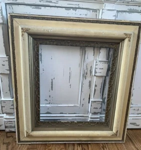 Vintage French Provincial Country Wooden Picture Frame - Picture 1 of 12