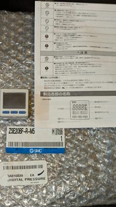 SMC ZSE20BF-R-M5 Hi Precision Digital Pressure Gauge - Picture 1 of 4