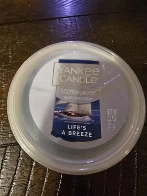 Yankee Candle Lifes A Breeze pieza perfumada fácil de derretir taza perfumada 2,2 oz.  Foto 1 de 2