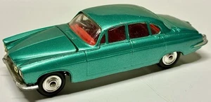 Vintage 1962-67 #238 Corgi Jaguar Mark X. RARE MET. GREEN! Free Ship. Look ๐ - Picture 1 of 22