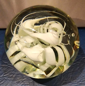 Vintage Signed Hand Blown White Swirl Glass Paperweight. 15 1/4 Round 1989 - Picture 1 of 6