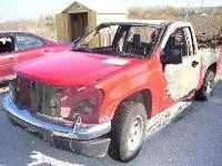 Brazo de control superior superior delantero izquierdo usado se adapta a: GMC Canyon 2005 4x2 2,9 L desde Foto 1 de 4