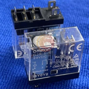 10 Stück Omron Relais 5Pins G2R-1-S 24VDC G2R-1-S DC24V - Bild 1 von 3