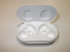 Genuine Samsung Galaxy Buds+ Plus SM-R175 - White Charging Case Only - Picture 1 of 5