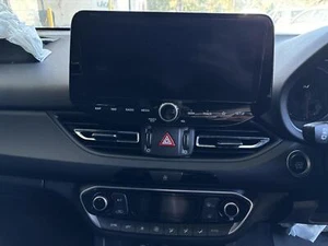 HYUNDAI I30 STEREO/HEAD UNIT HEAD UNIT & DISPLAY, 10.25 IN, SAT NAV/STANDARD - Picture 1 of 7
