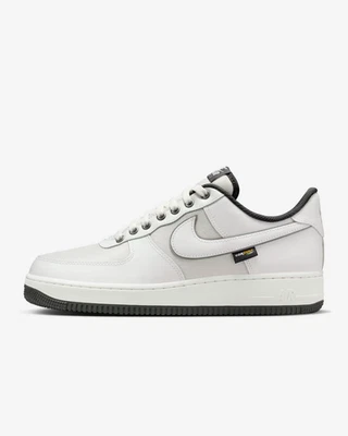 Nike Air Force 1 '07 LV8 Summit bianche scarpe da ginnastica uomo in varie taglie - Immagine 1 di 4