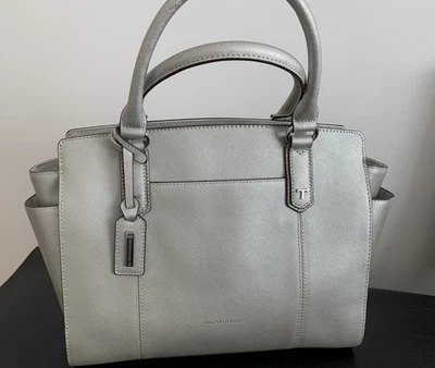 Tignanello Women's medium Leather Handbag Pale metallic silver exc cond  - Image 1 of 4