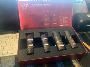 No7 men protect & Perfect intense advanced collection new boxed - Picture 1 of 3