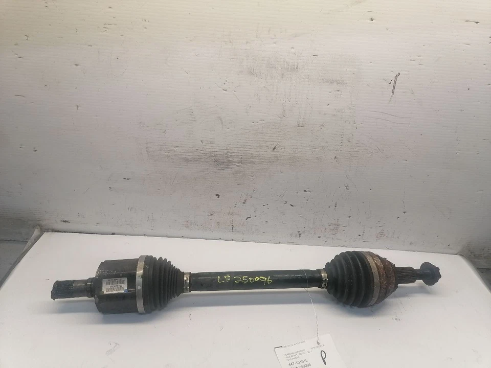 Eixo dianteiro do driver gasolina compatível com 17-19 PACIFICA 1554183 - Imagem 1 de 4