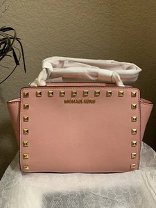 New Michael Kors Selma Stud Medium Pale Pink Saffiano Leather Messenger Bag - Picture 1 of 3