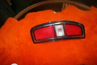 Nuevo de Lote Antiguo Ford 1971 72 LTD Country Squire Station Wagon Conjunto de Luces Traseras LH  Foto 1 de 4