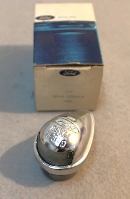 Ford Mercury Station Wagon Ranchero 1966-1972 NOS LICENCIA TRASERA LÁMPARA LENTE BISEL Foto 1 de 4