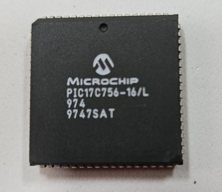Microchip 17C756-16/L Microcontroller 16K EPROM with 10 bit A/D - Image 1 of 1
