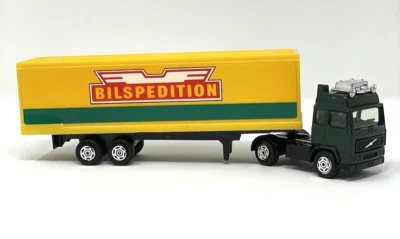 Corgi 1/64 Scale Model Truck - Volvo Globetrotter Truck - Bilspedition - Image 1 of 4