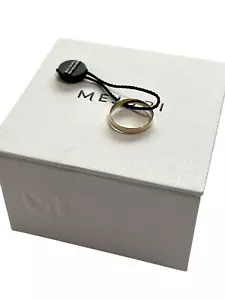 Mejuri Bold Stacker Ring in Yellow Gold - Picture 1 of 4