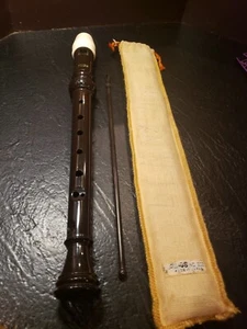 Recorder Music Instrument Made in Japan Vintage Aulos With Dust Cover - Picture 1 of 10