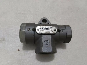 WABCO 4342080290 TWO WAY VALVE - Picture 1 of 3