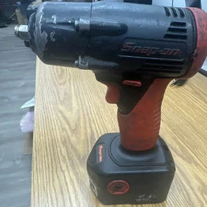 Snap-On CT4410A 3/8" Drive Cordless Impact Wrench w/ Battery- Tested Works - Picture 1 of 4