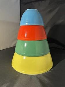 PYREX Primary Colors Mixing Bowl Set Four Pieces 401 402 403 404 Complete - Picture 1 of 20