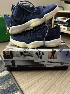 Air Jordan 11 Retro Low RE2PECT size 9 Derek Jeter Yankees - Picture 1 of 9