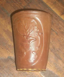 VINTAGE & RARE ARGENTINA LEATHER DICE CUP WITH OLD DEER IN RELIEF - Picture 1 of 6