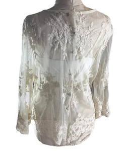 Blusa de red bordada transparente con cáscara de huevo para dama FOREVER21 talla mediana manga campana 3/4 - Imagen 1 de 3
